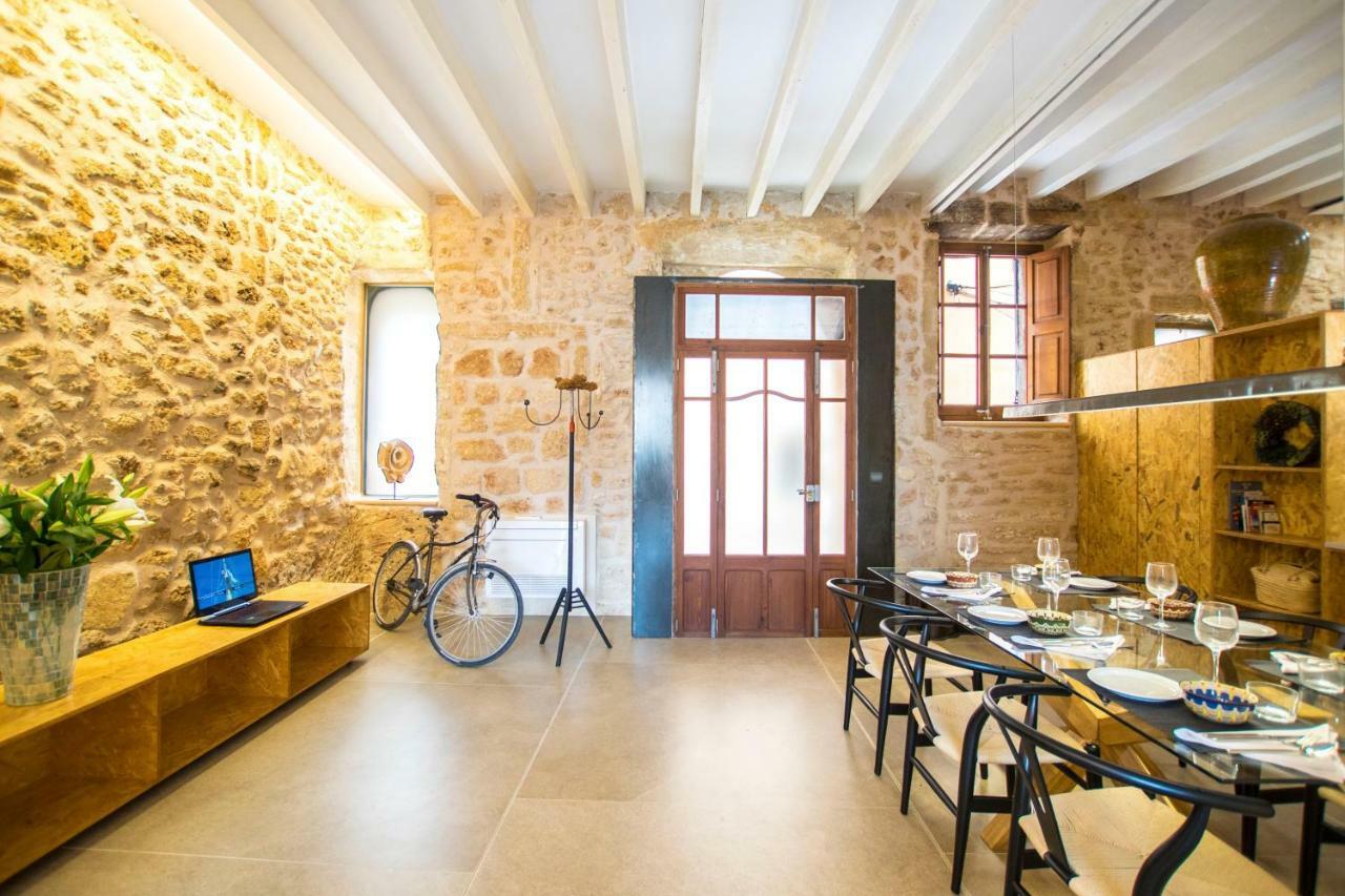 Roja, Design Townhouse In Villa