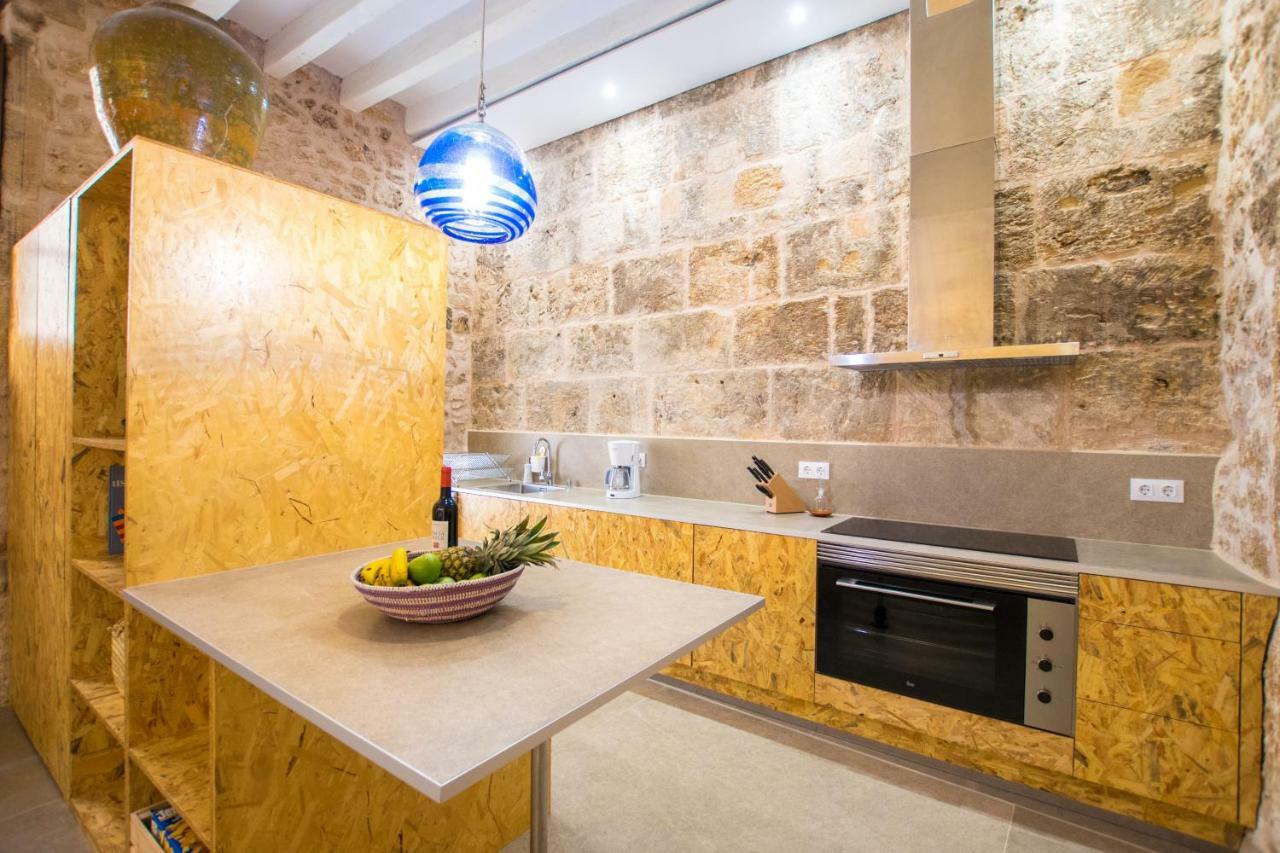 Roja, Design Townhouse In Villa *