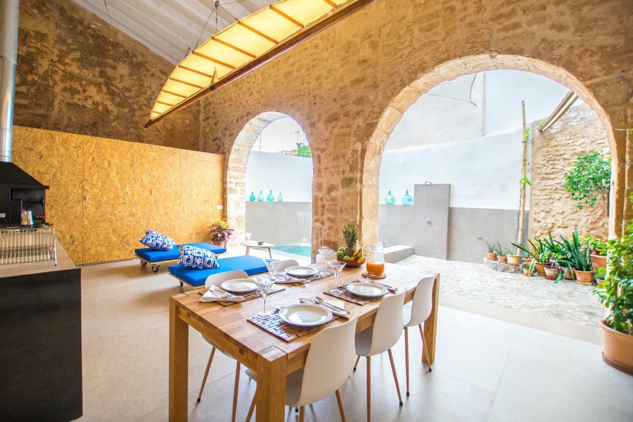 Villa Roja, Design Townhouse In *