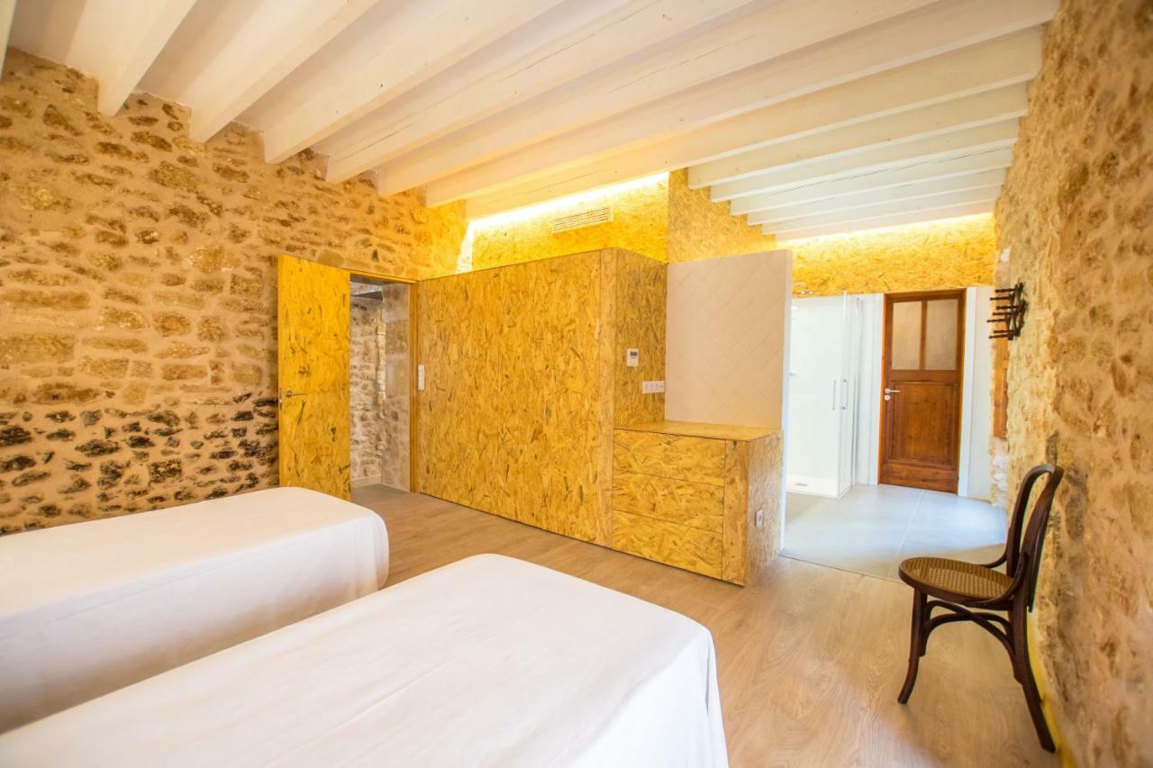 Villa Roja, Design Townhouse In *